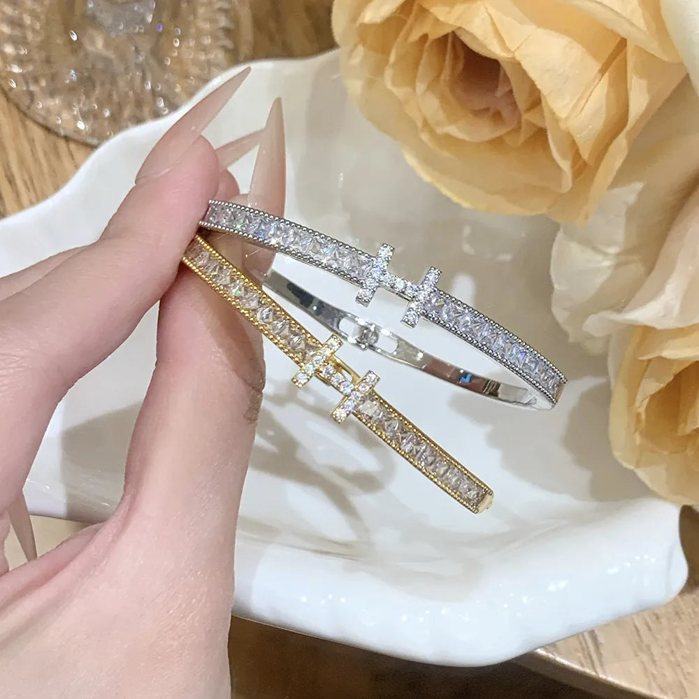 Luxury Zirconia H Letter Bangle - Girlee