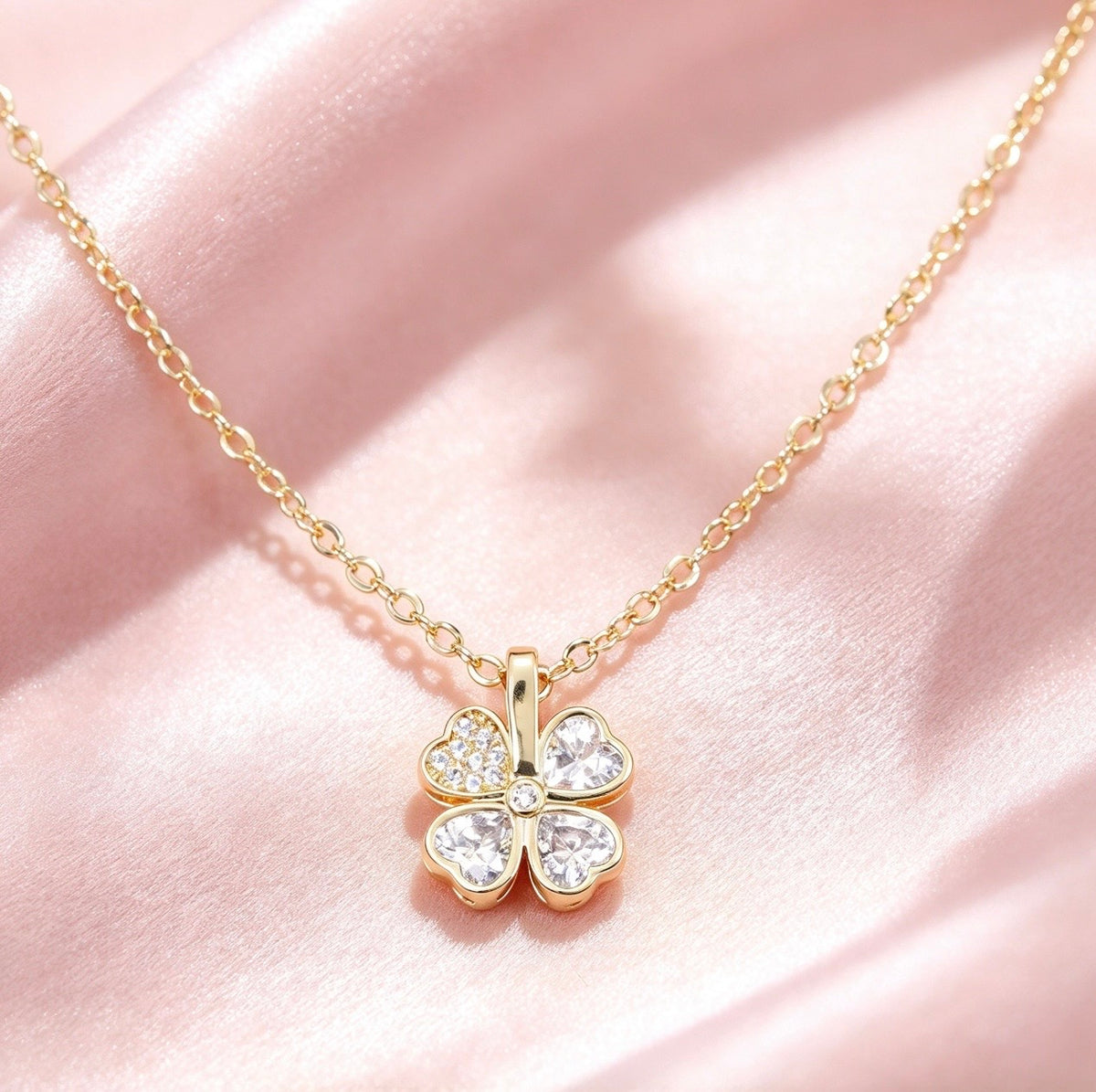 Four Leaf Clover Design Necklace