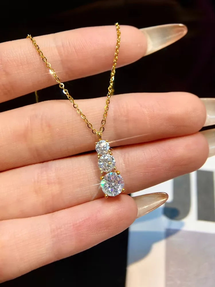 Golden Metal Color 1.8CT Moissanite Pendant Necklace For Women
